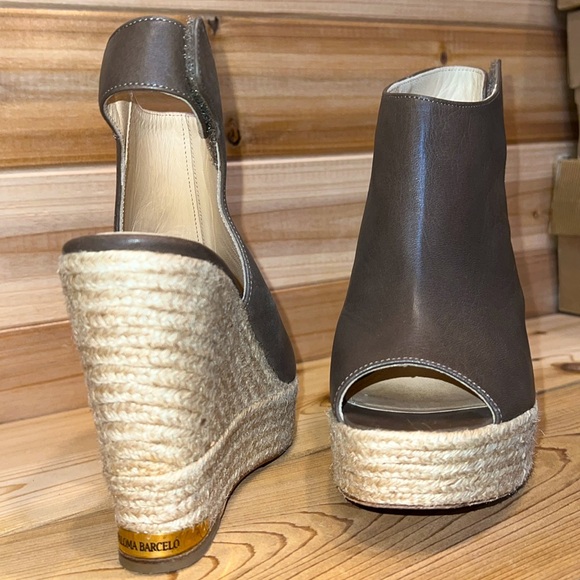 Paloma Barcelo Wedges - Picture 9 of 9
